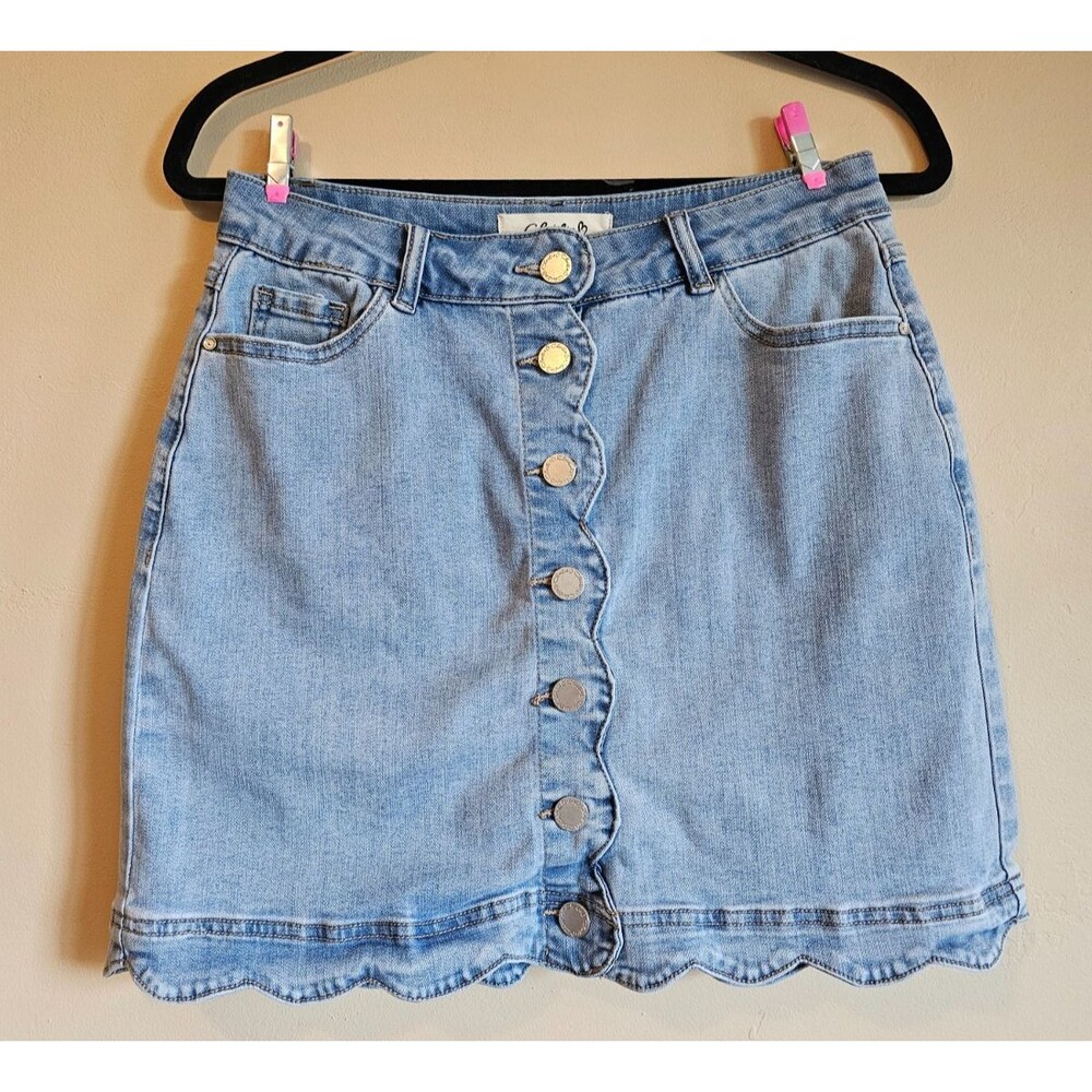 CHARLIE B Blue Denim Jean Skirt Size 4 Skort Built In Shorts Classic scalloped